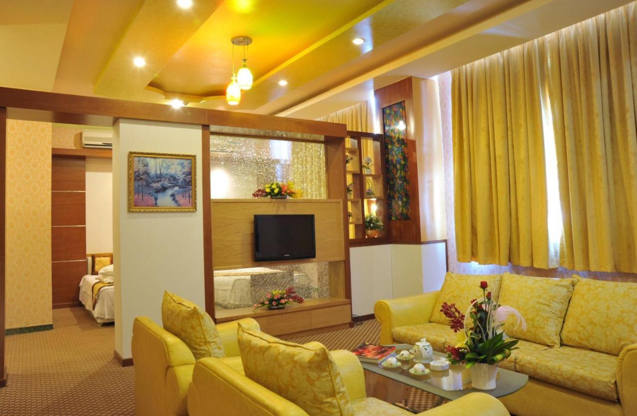 Thang Loi Hotel Thu Dau Mot Exterior photo